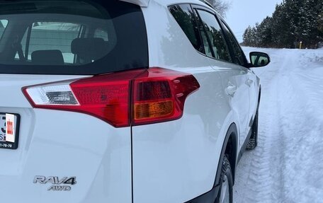 Toyota RAV4, 2015 год, 1 725 000 рублей, 9 фотография