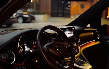 Mercedes-Benz V-Класс, 2021 год, 6 780 000 рублей, 3 фотография