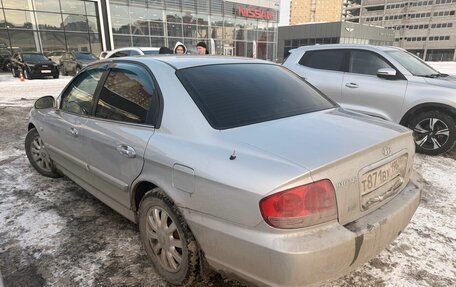Hyundai Sonata IV рестайлинг, 2005 год, 360 000 рублей, 4 фотография