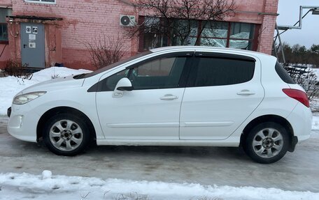 Peugeot 308 II, 2010 год, 295 000 рублей, 3 фотография