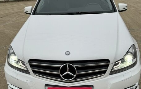 Mercedes-Benz C-Класс, 2012 год, 1 200 000 рублей, 2 фотография