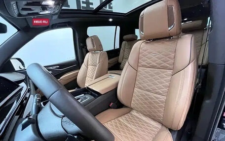 Cadillac Escalade V, 2022 год, 8 499 000 рублей, 5 фотография