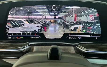 Cadillac Escalade V, 2022 год, 8 499 000 рублей, 26 фотография