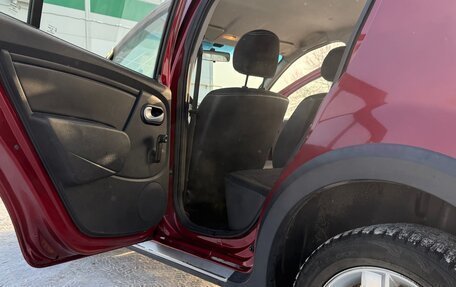 Renault Sandero I, 2012 год, 599 990 рублей, 21 фотография