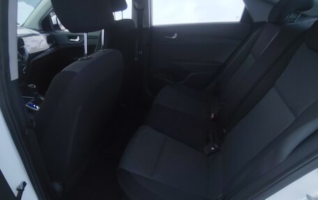 Hyundai Solaris II рестайлинг, 2021 год, 1 000 000 рублей, 3 фотография