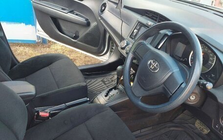 Toyota Corolla, 2018 год, 1 090 000 рублей, 5 фотография