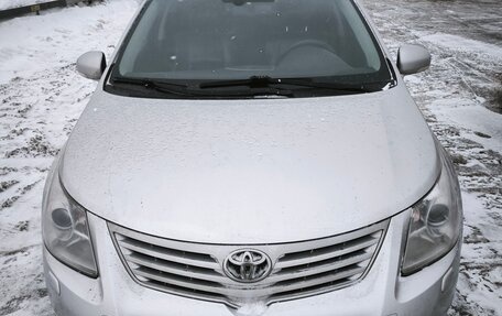 Toyota Avensis III рестайлинг, 2011 год, 1 050 000 рублей, 1 фотография