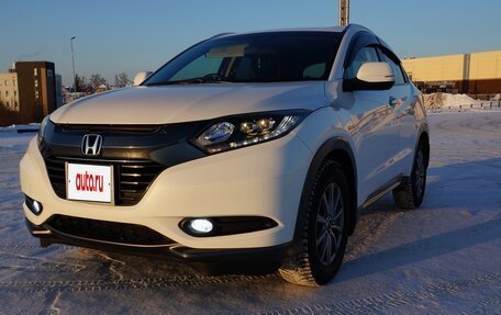 Honda Vezel, 2014 год, 1 500 000 рублей, 4 фотография
