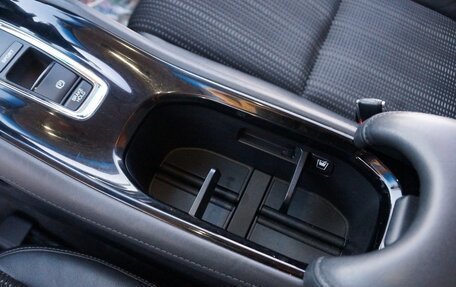 Honda Vezel, 2014 год, 1 500 000 рублей, 22 фотография