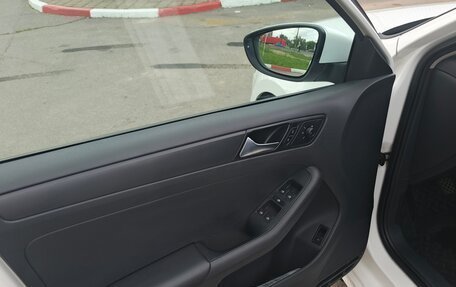 Volkswagen Jetta VI, 2015 год, 1 200 000 рублей, 12 фотография