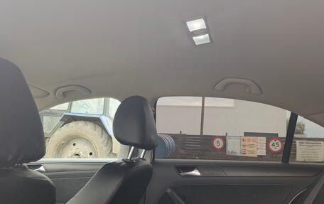 Volkswagen Jetta VI, 2015 год, 1 200 000 рублей, 15 фотография