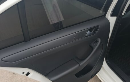 Volkswagen Jetta VI, 2015 год, 1 200 000 рублей, 13 фотография