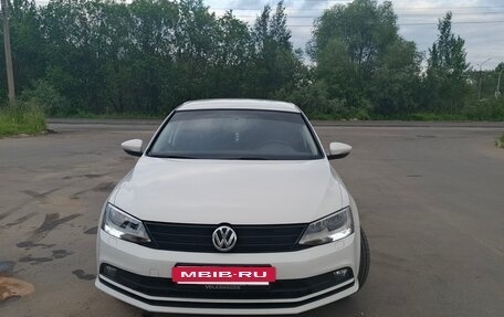 Volkswagen Jetta VI, 2015 год, 1 200 000 рублей, 11 фотография