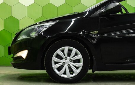 Hyundai Solaris II рестайлинг, 2015 год, 1 000 000 рублей, 9 фотография