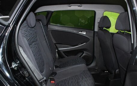 Hyundai Solaris II рестайлинг, 2015 год, 1 000 000 рублей, 12 фотография