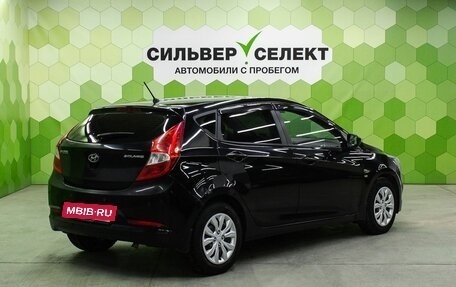 Hyundai Solaris II рестайлинг, 2015 год, 1 000 000 рублей, 2 фотография