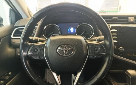 Toyota Camry, 2019 год, 3 010 000 рублей, 18 фотография