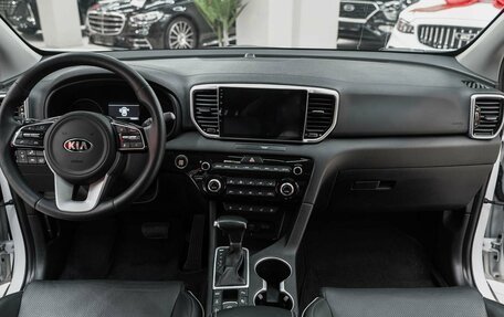 KIA Sportage IV рестайлинг, 2020 год, 2 290 000 рублей, 16 фотография