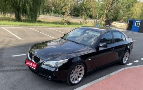BMW 5 серия, 2004 год, 1 580 000 рублей, 1 фотография
