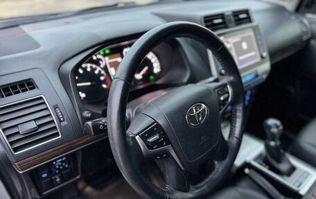 Toyota Land Cruiser Prado 150 рестайлинг 2, 2021 год, 7 500 000 рублей, 10 фотография