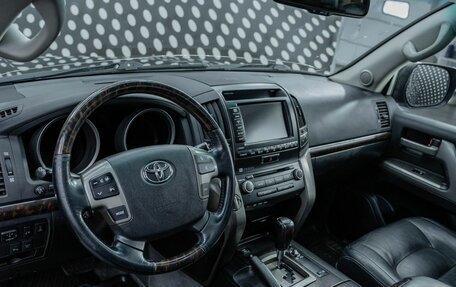 Toyota Land Cruiser 200, 2011 год, 2 943 000 рублей, 21 фотография