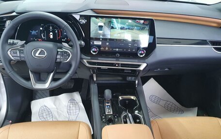 Lexus RX IV рестайлинг, 2025 год, 7 899 000 рублей, 9 фотография