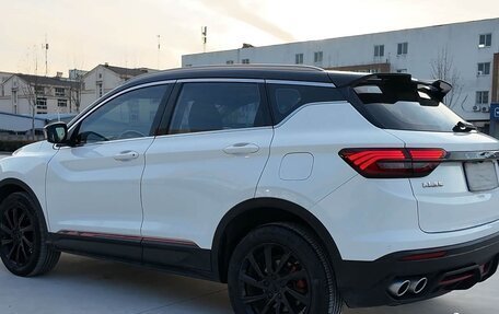 Geely Coolray I, 2022 год, 1 650 000 рублей, 6 фотография