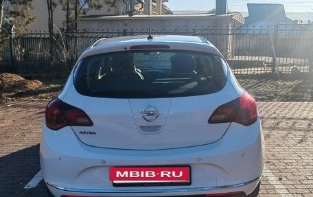 Opel Astra J, 2012 год, 550 000 рублей, 3 фотография