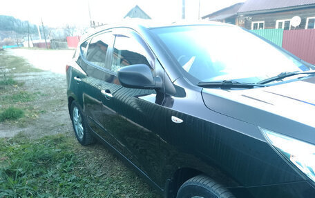 Hyundai ix35 I рестайлинг, 2011 год, 980 000 рублей, 3 фотография