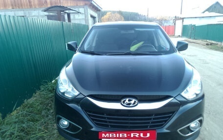 Hyundai ix35 I рестайлинг, 2011 год, 980 000 рублей, 4 фотография