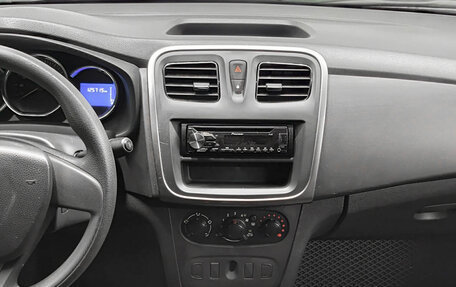 Renault Logan II, 2016 год, 726 000 рублей, 18 фотография