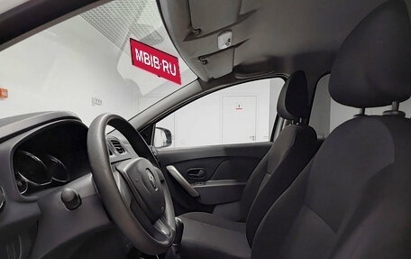 Renault Logan II, 2016 год, 726 000 рублей, 20 фотография