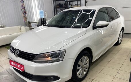Volkswagen Jetta VI, 2012 год, 1 250 000 рублей, 4 фотография