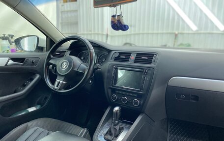 Volkswagen Jetta VI, 2012 год, 1 250 000 рублей, 12 фотография