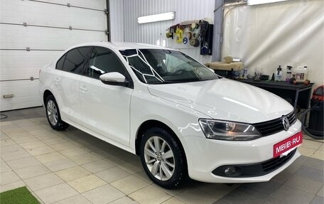 Volkswagen Jetta VI, 2012 год, 1 250 000 рублей, 7 фотография