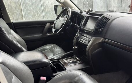 Toyota Land Cruiser 200, 2009 год, 2 650 000 рублей, 5 фотография