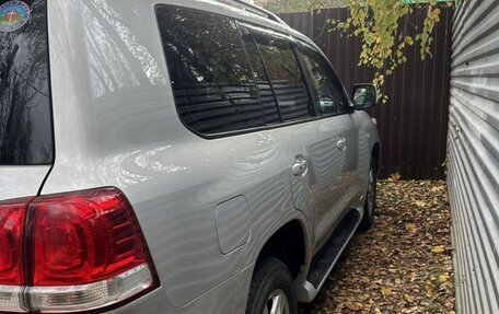 Toyota Land Cruiser 200, 2009 год, 2 650 000 рублей, 3 фотография