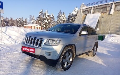 Jeep Grand Cherokee, 2012 год, 1 400 000 рублей, 2 фотография