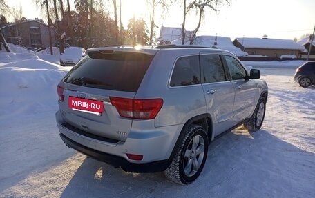 Jeep Grand Cherokee, 2012 год, 1 400 000 рублей, 10 фотография