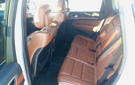 Jeep Grand Cherokee, 2012 год, 1 400 000 рублей, 32 фотография