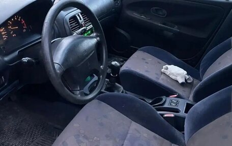 Mitsubishi Carisma I, 2000 год, 145 690 рублей, 7 фотография