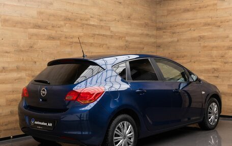 Opel Astra J, 2011 год, 699 000 рублей, 4 фотография