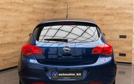 Opel Astra J, 2011 год, 699 000 рублей, 3 фотография