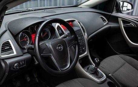 Opel Astra J, 2011 год, 699 000 рублей, 9 фотография