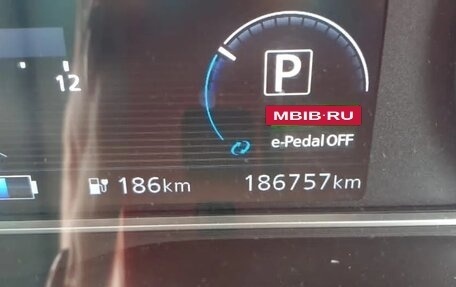 Nissan Leaf II, 2018 год, 1 420 000 рублей, 8 фотография