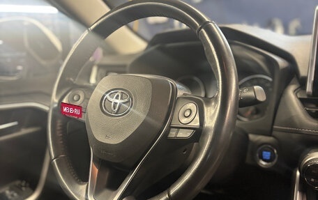 Toyota RAV4, 2020 год, 3 300 000 рублей, 7 фотография