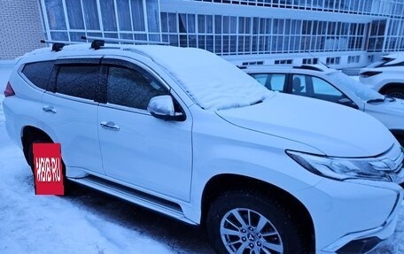 Mitsubishi Pajero Sport III рестайлинг, 2021 год, 3 300 000 рублей, 11 фотография