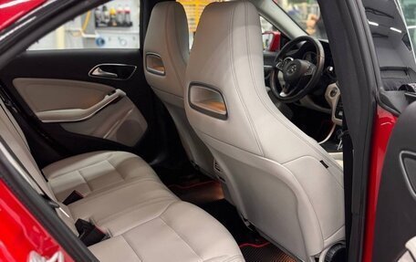 Mercedes-Benz CLA, 2016 год, 2 490 000 рублей, 14 фотография