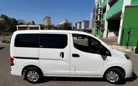 Nissan NV200, 2015 год, 1 350 000 рублей, 4 фотография