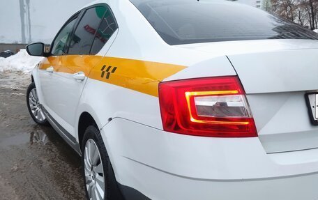 Skoda Octavia, 2018 год, 950 000 рублей, 12 фотография